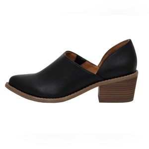 Cynthia Rowley Casual Boots - Black with brown detail